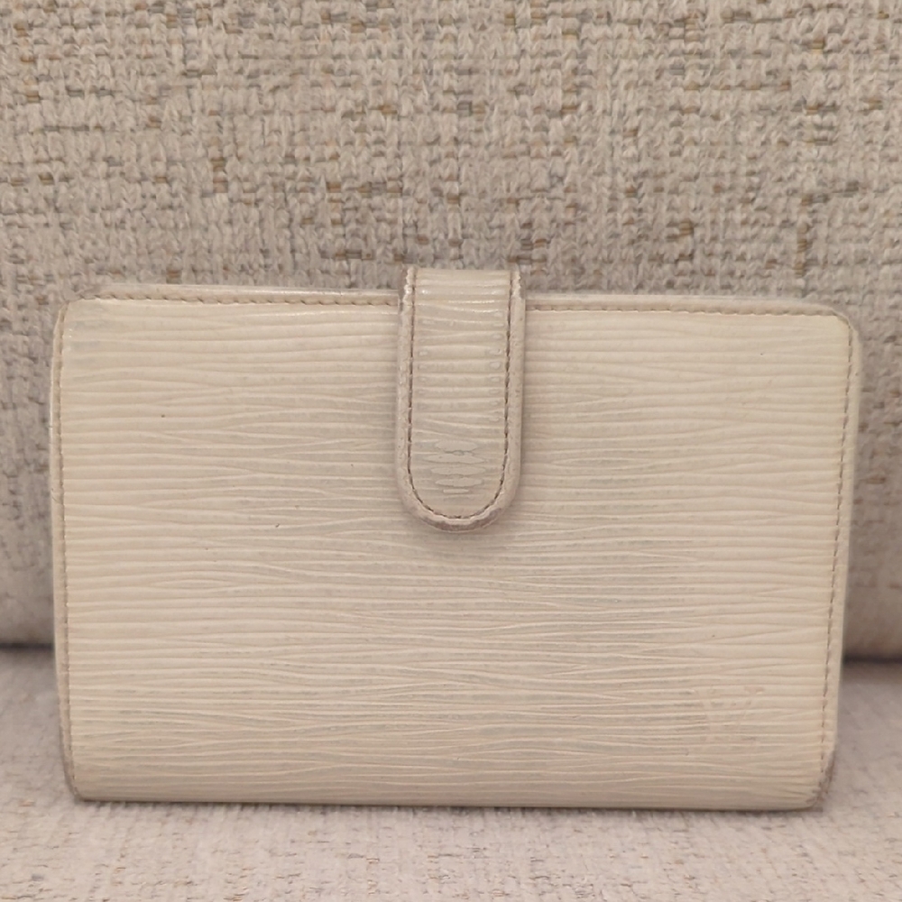 Louis Vuitton Epi Kisslock Wallet